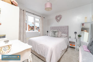 Bedroom- click for photo gallery